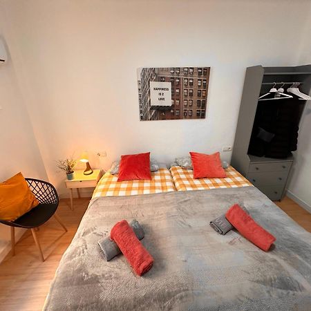 Centro Historico Malaga Especial Grupos 4 Apartman Kültér fotó